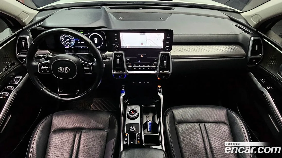 Kia Sorento — фото 7
