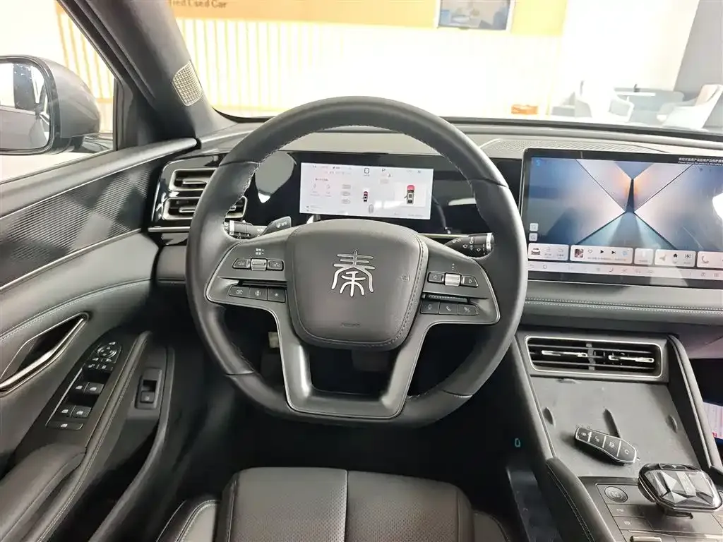 BYD Qin L — фото 9
