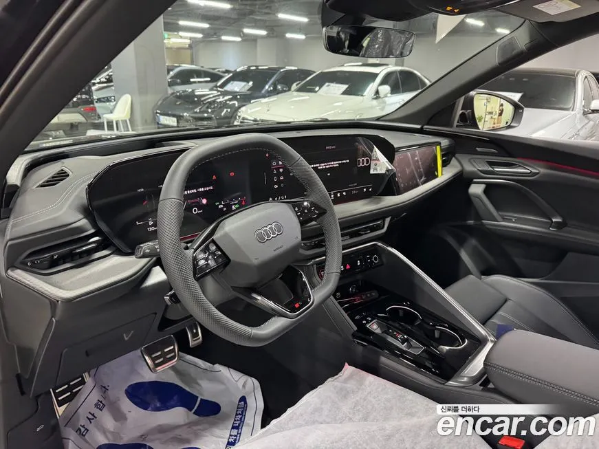 Audi Q5 2025 из KR, фото 8