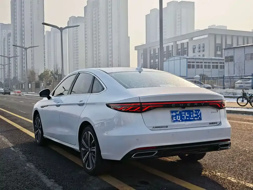 Chery Arrizo 8 PRO — фото 6