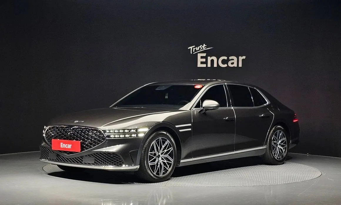 Genesis G90 — фото 1