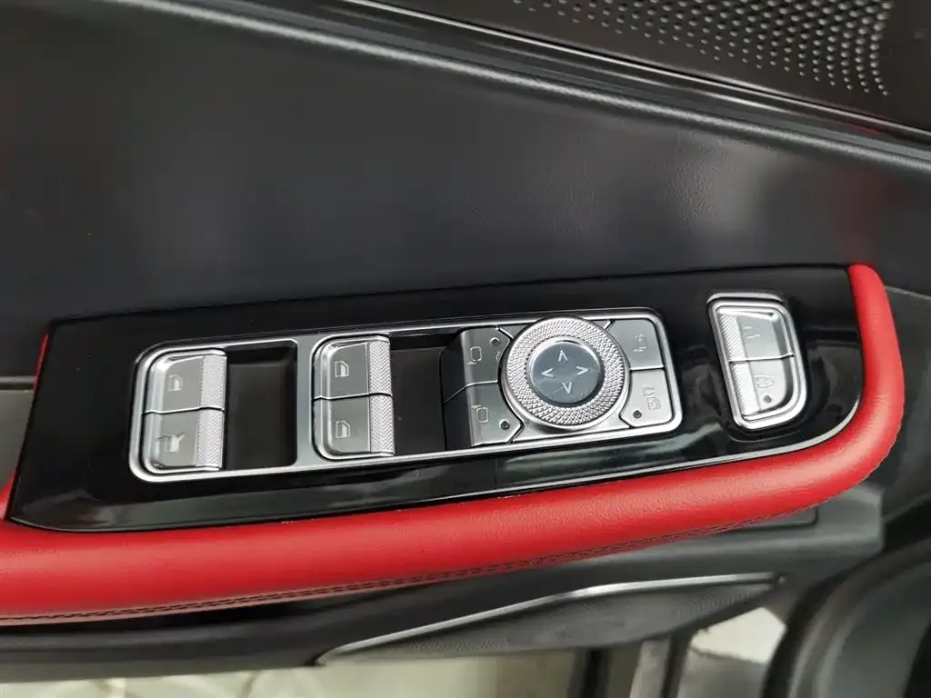 Lincoln Z 2023 из CN, фото 8