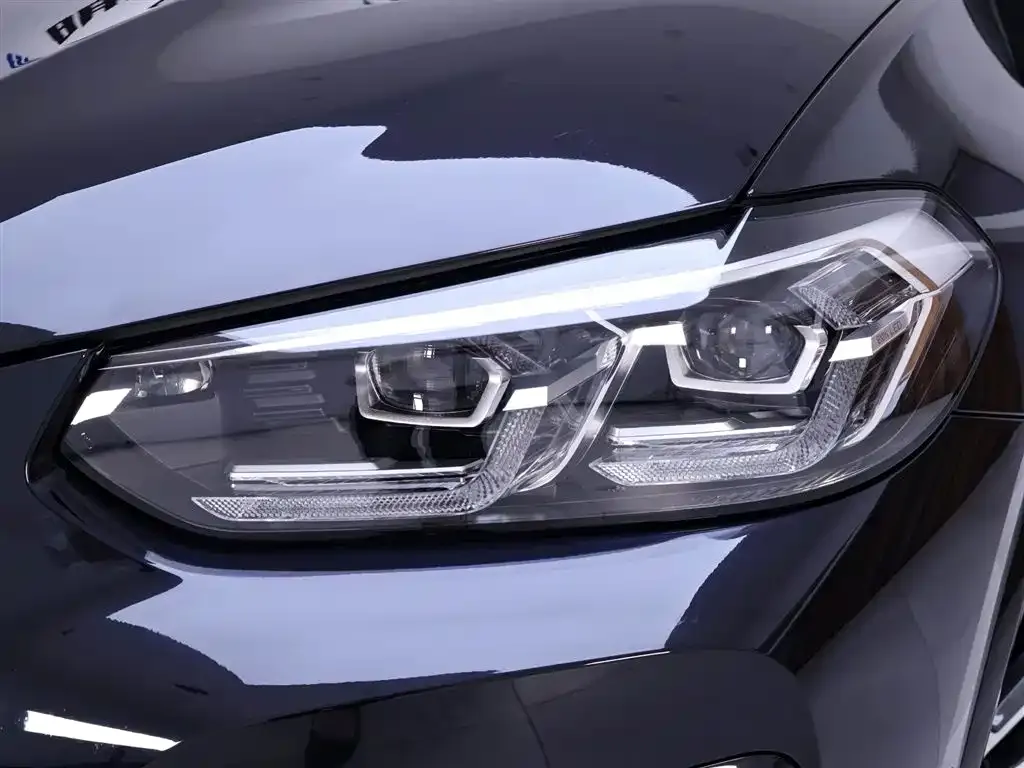 BMW X3 — фото 3