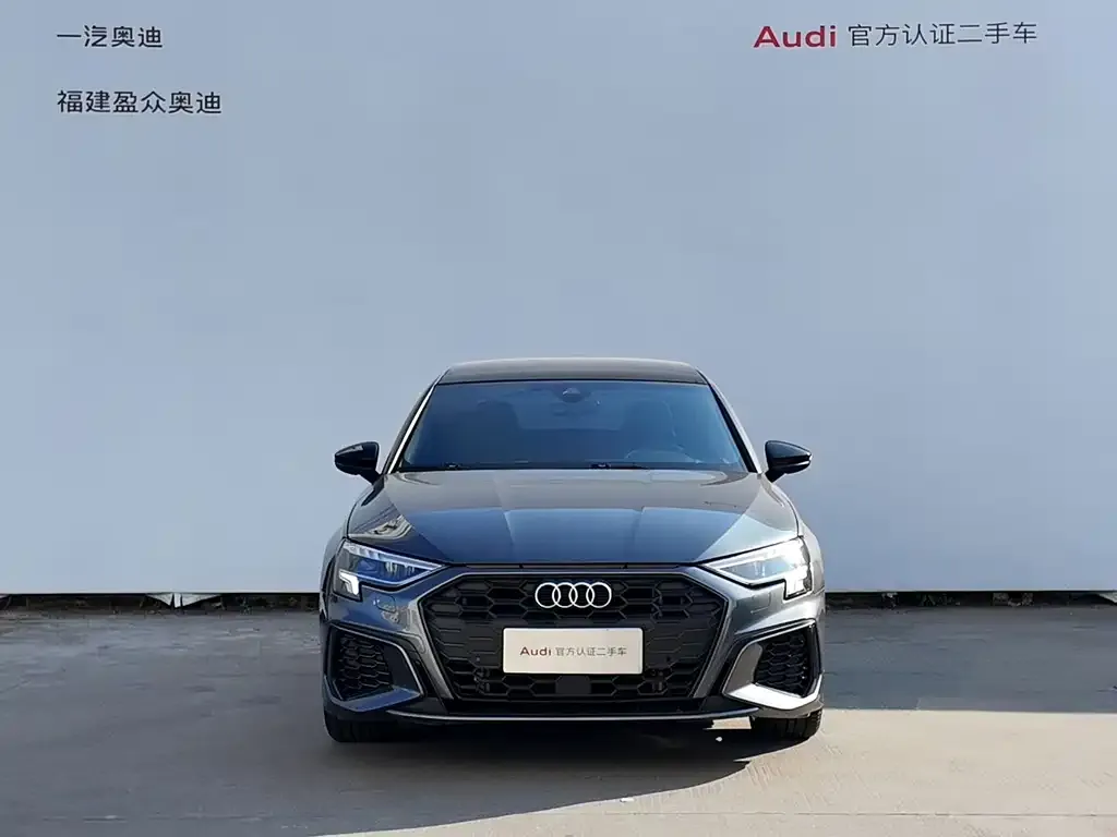 Audi A3 — фото 1