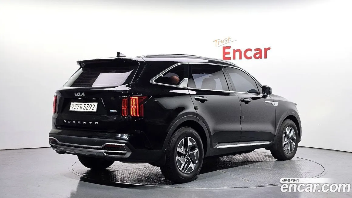 Kia Sorento — фото 3