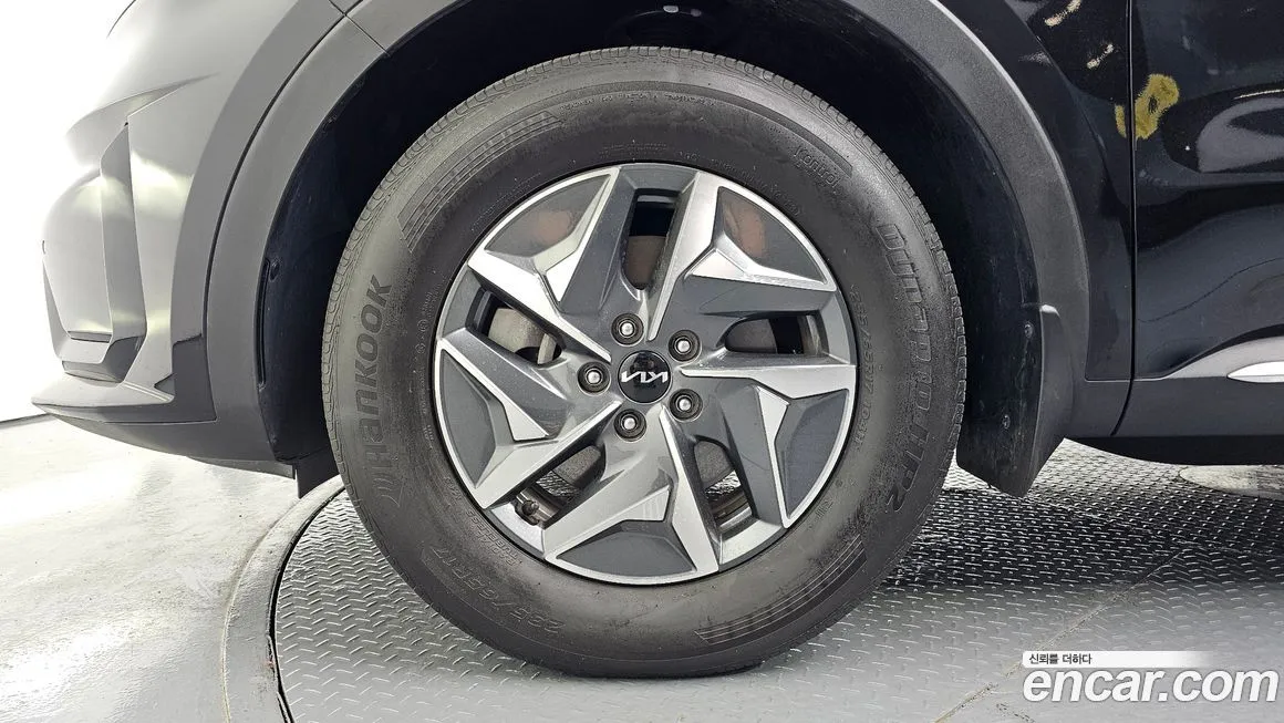 Kia Sorento — фото 7
