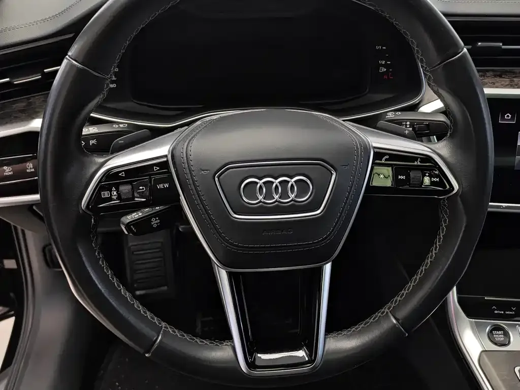 Audi A6L — фото 2