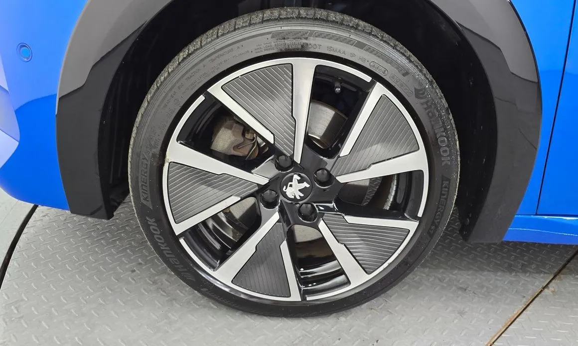 Peugeot 208 2021 из KR, фото 4