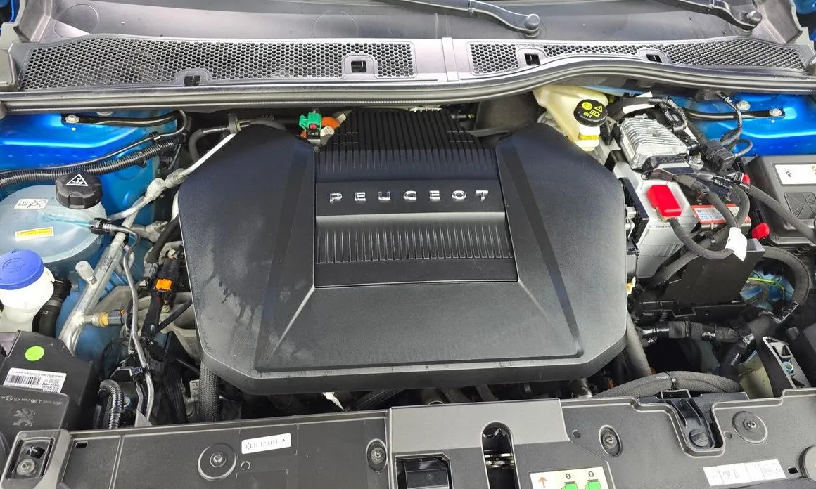 Peugeot 208 2021 из KR, фото 5