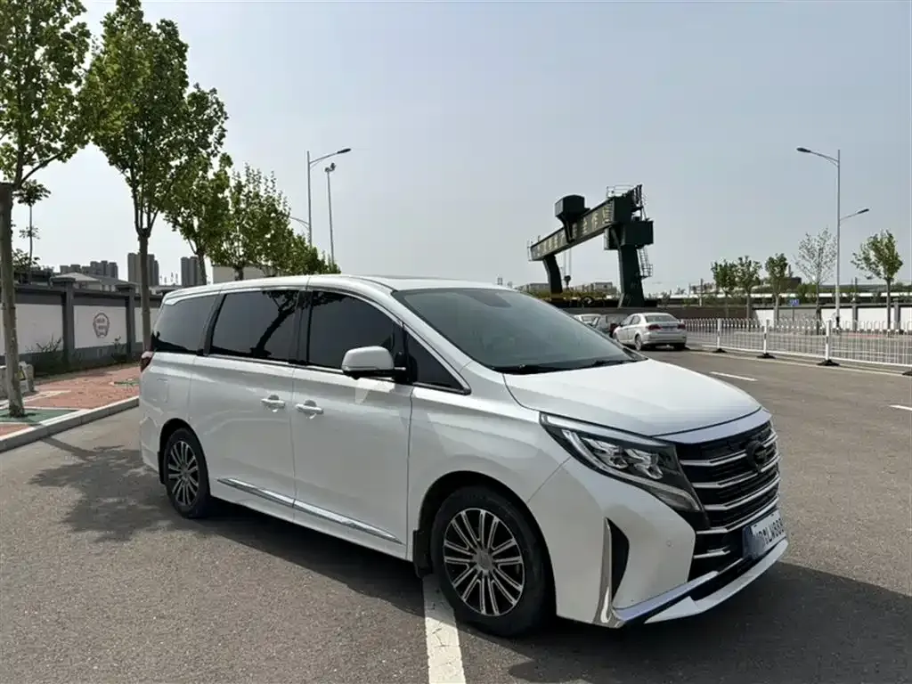 GAC Motor Trumpchi M8 — фото 6