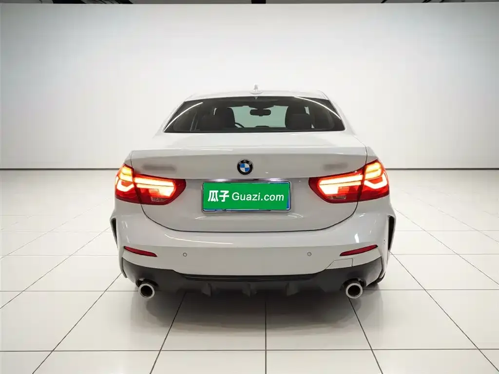 BMW 1 Series 2021 из CN, фото 3