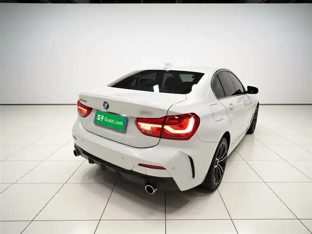 BMW 1 Series 2021 из CN, фото 4