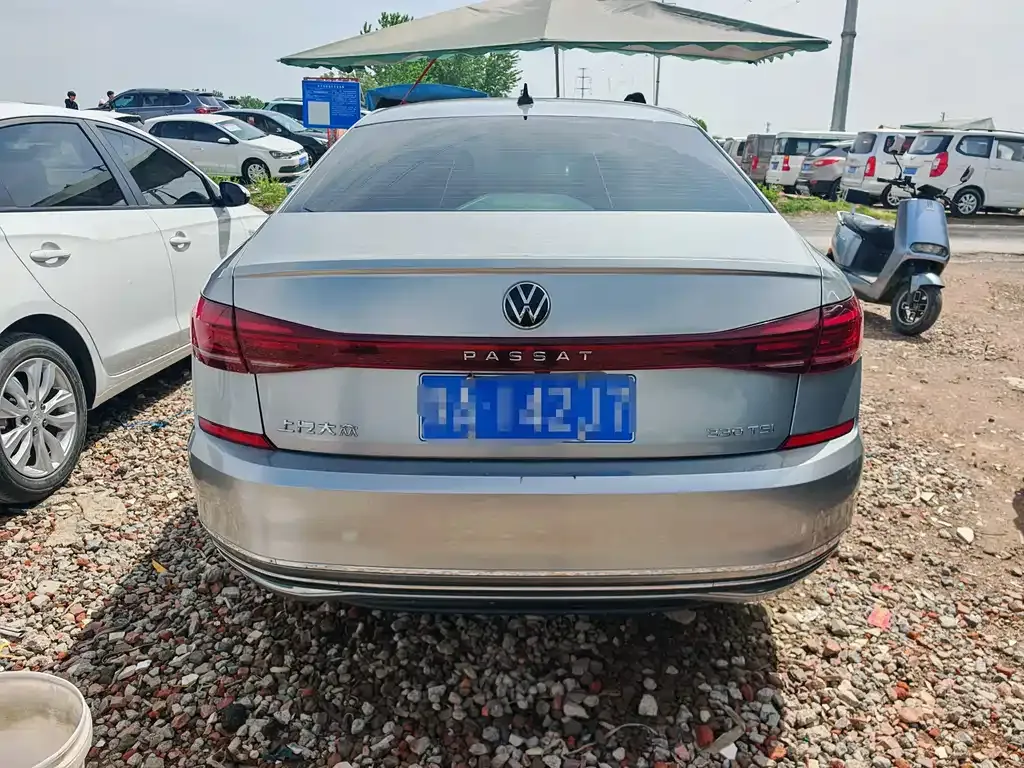 Volkswagen Passat — фото 4