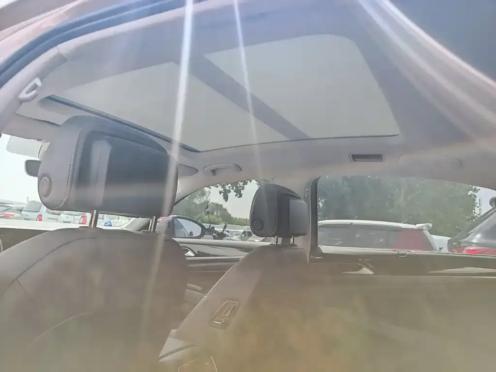 Volkswagen Passat — фото 2
