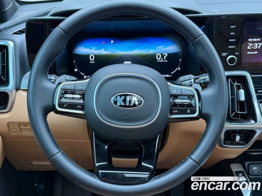 Kia Sorento — фото 3
