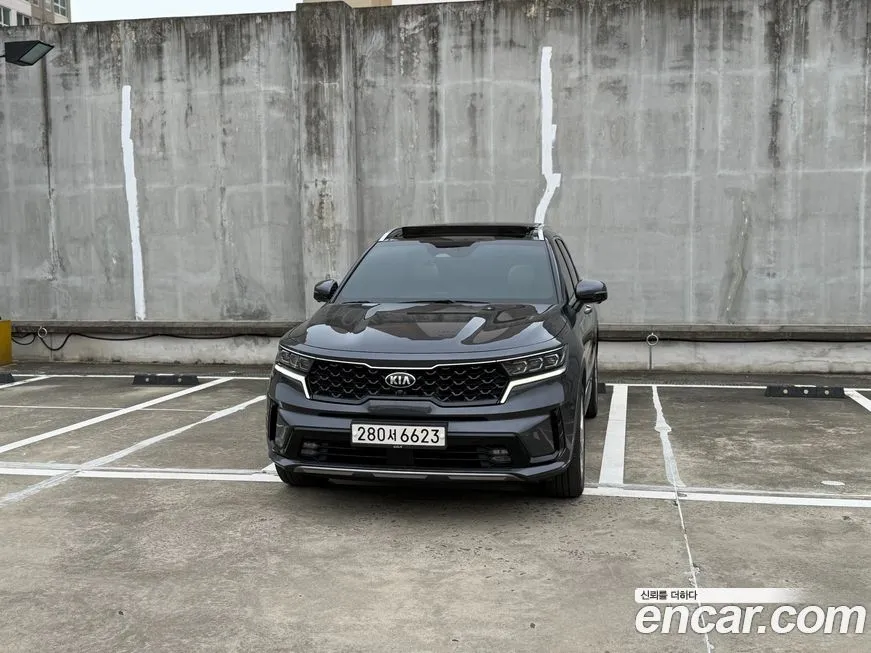 Kia Sorento — фото 10
