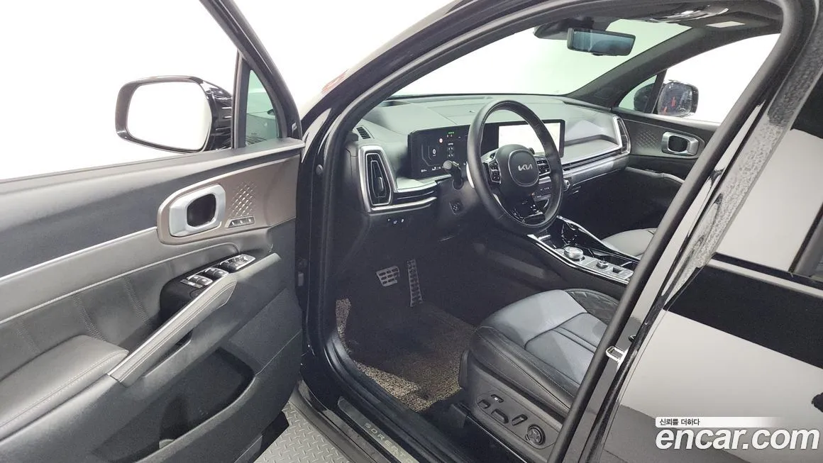 Kia Sorento — фото 5