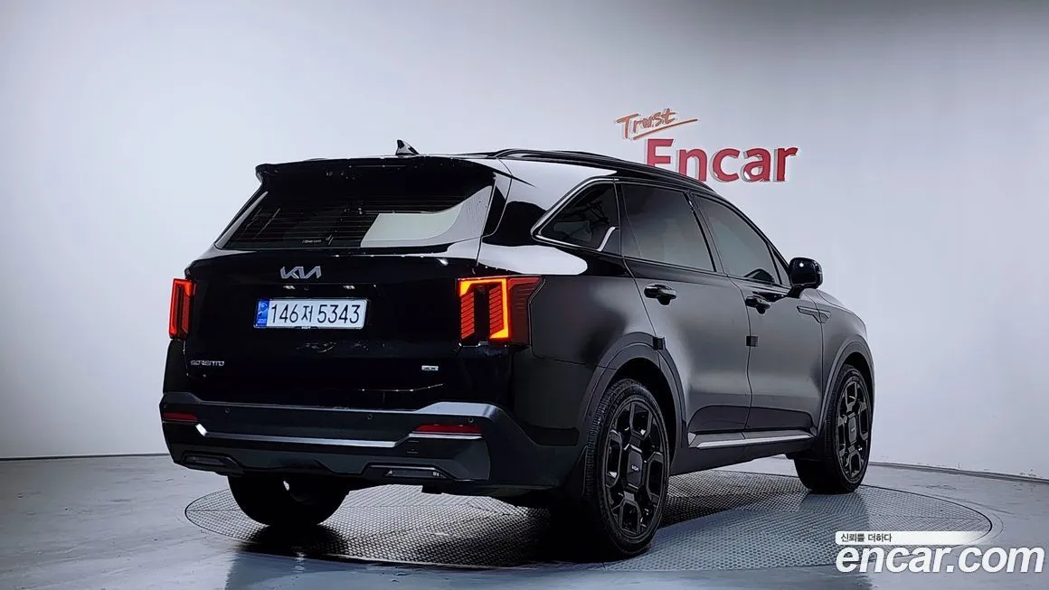 Kia Sorento — фото 3