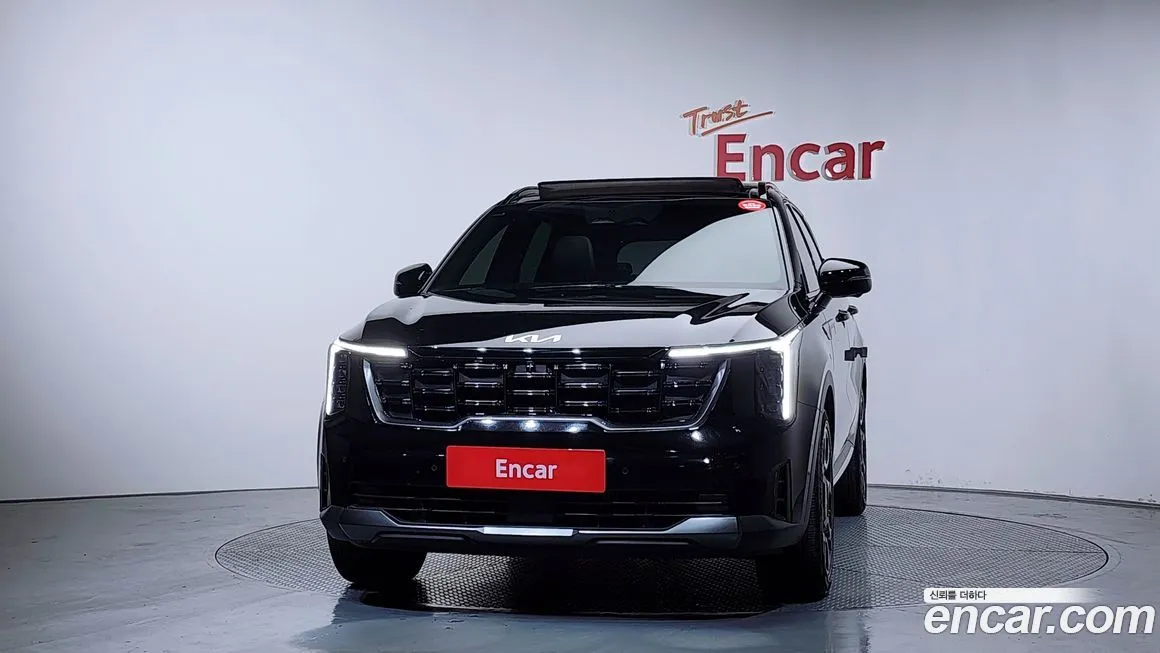Kia Sorento — фото 6