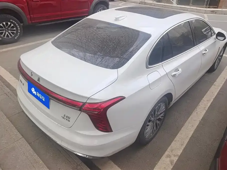 Hongqi H5 — фото 10