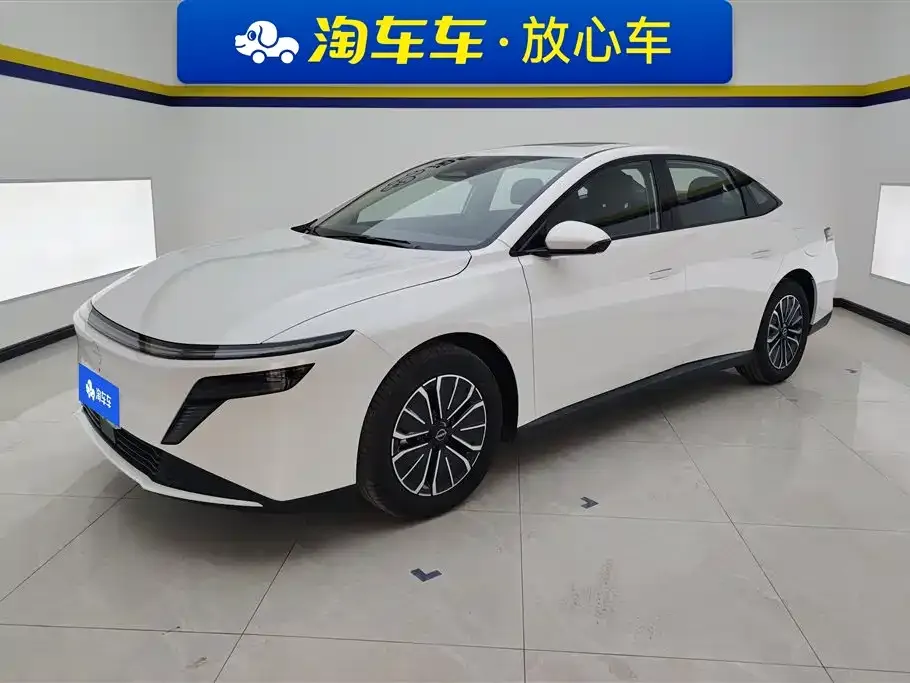 Nissan N6