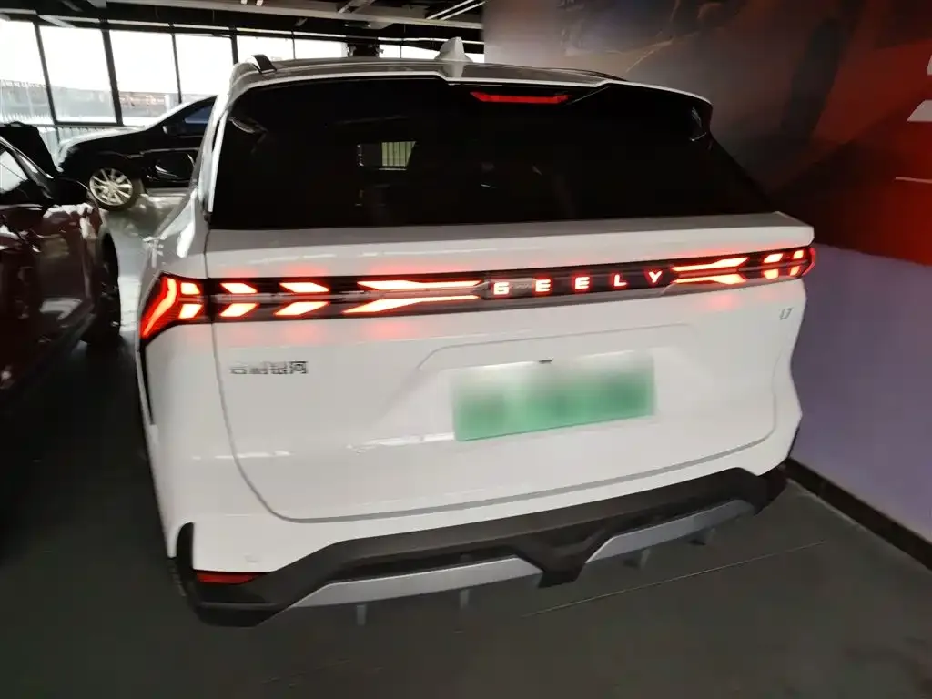 Geely Galaxy L7 2024 из CN, фото 3