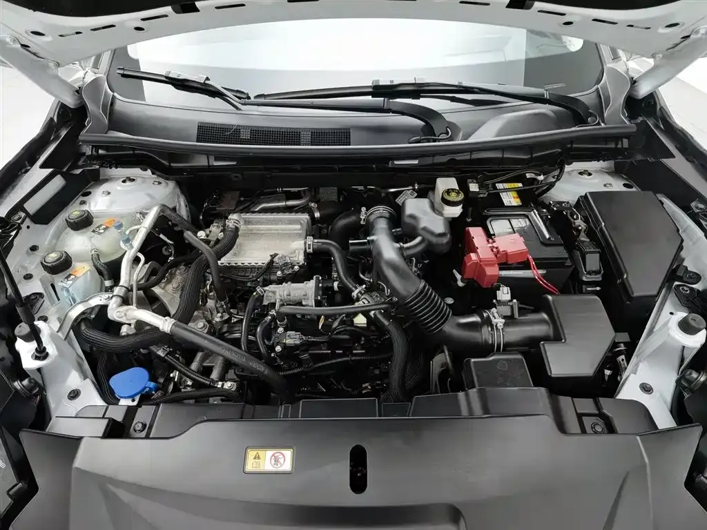 Mitsubishi Outlander — фото 10