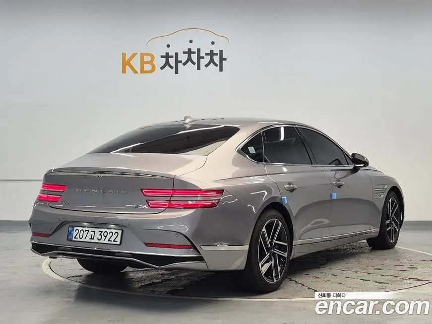 Genesis G80 — фото 10