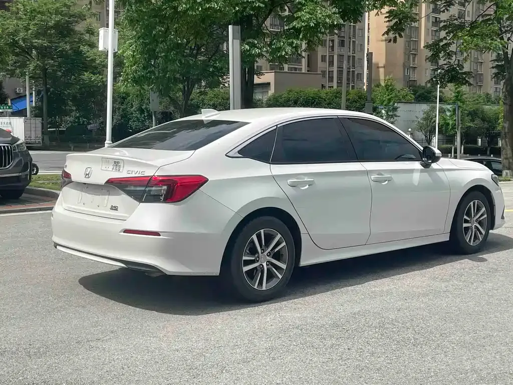 Honda Civic — фото 6