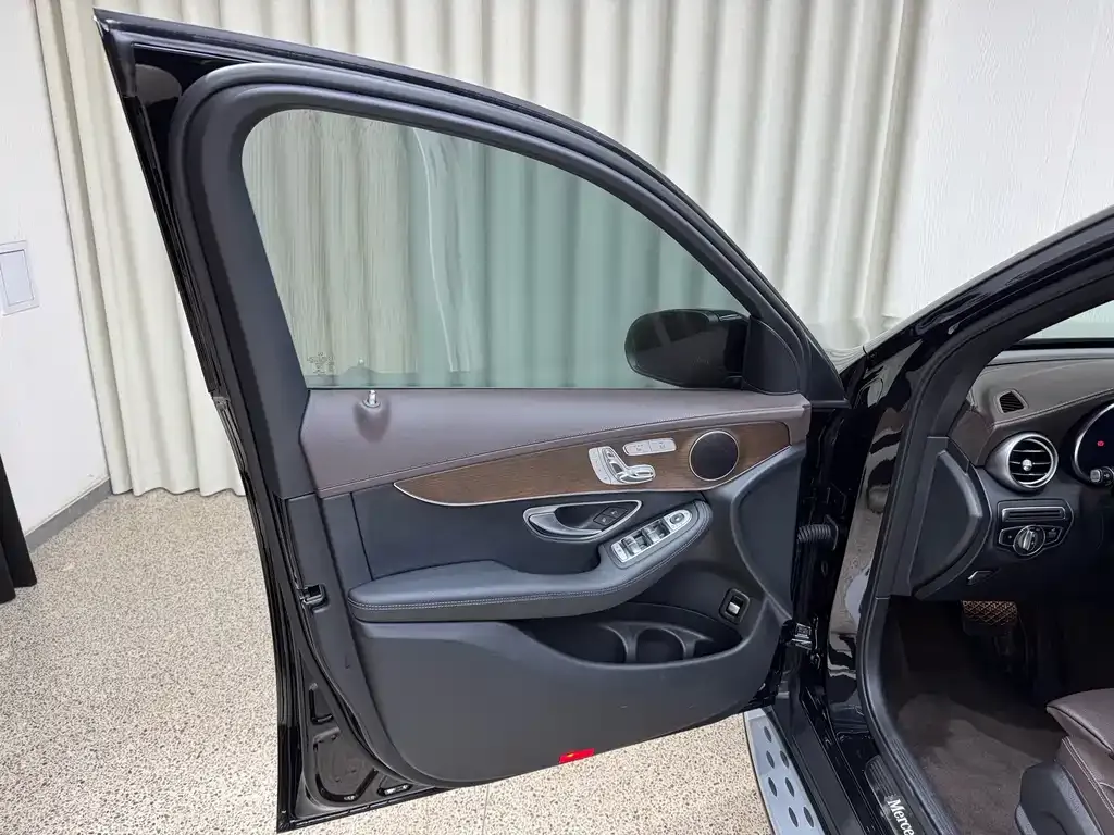 Mercedes-Benz GLC 2022 из CN, фото 8