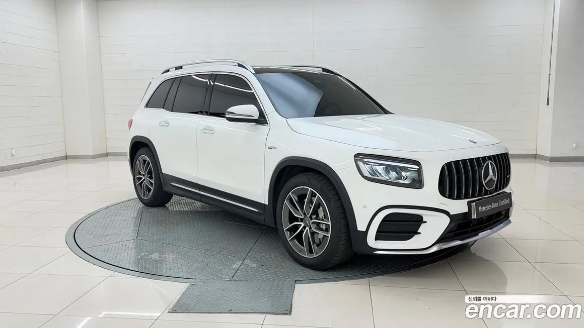Mercedes-Benz GLB-Class — фото 6