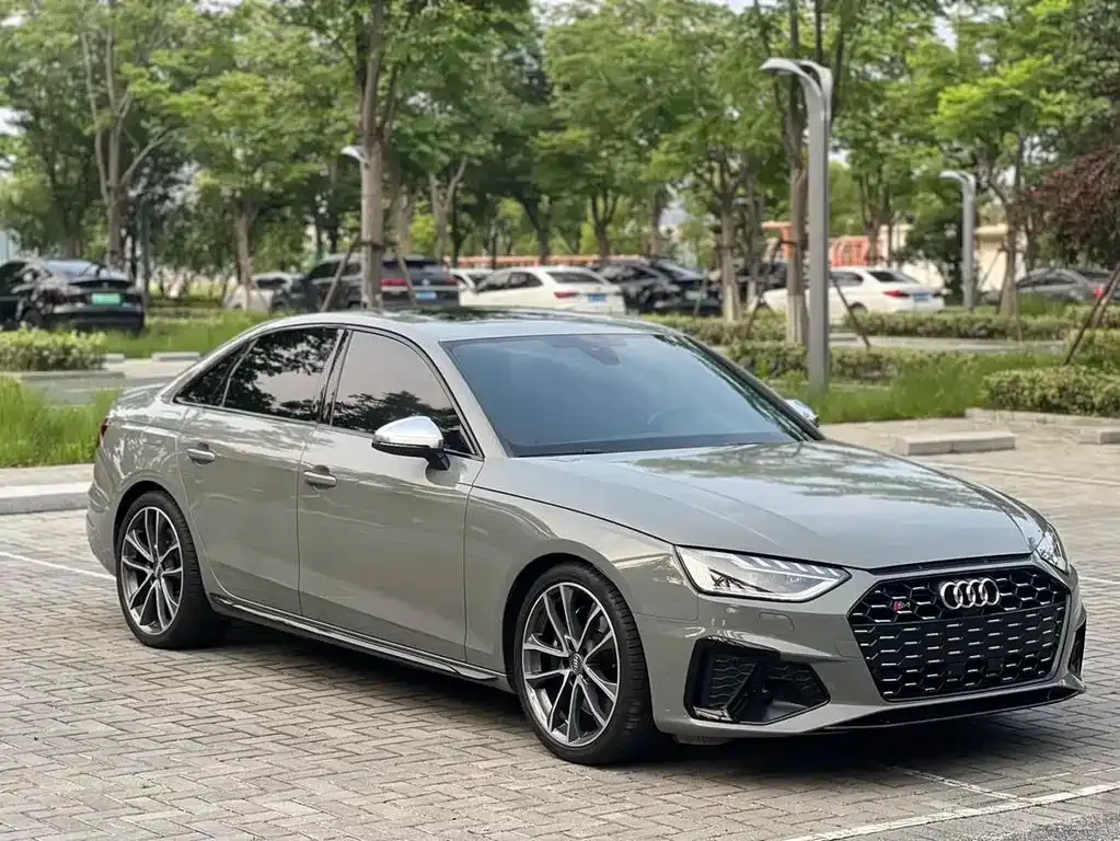 Audi S4 — фото 4
