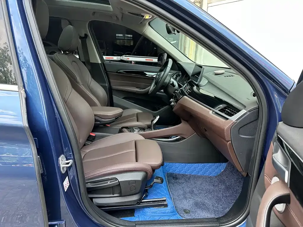 BMW X1 2021 из CN, фото 3