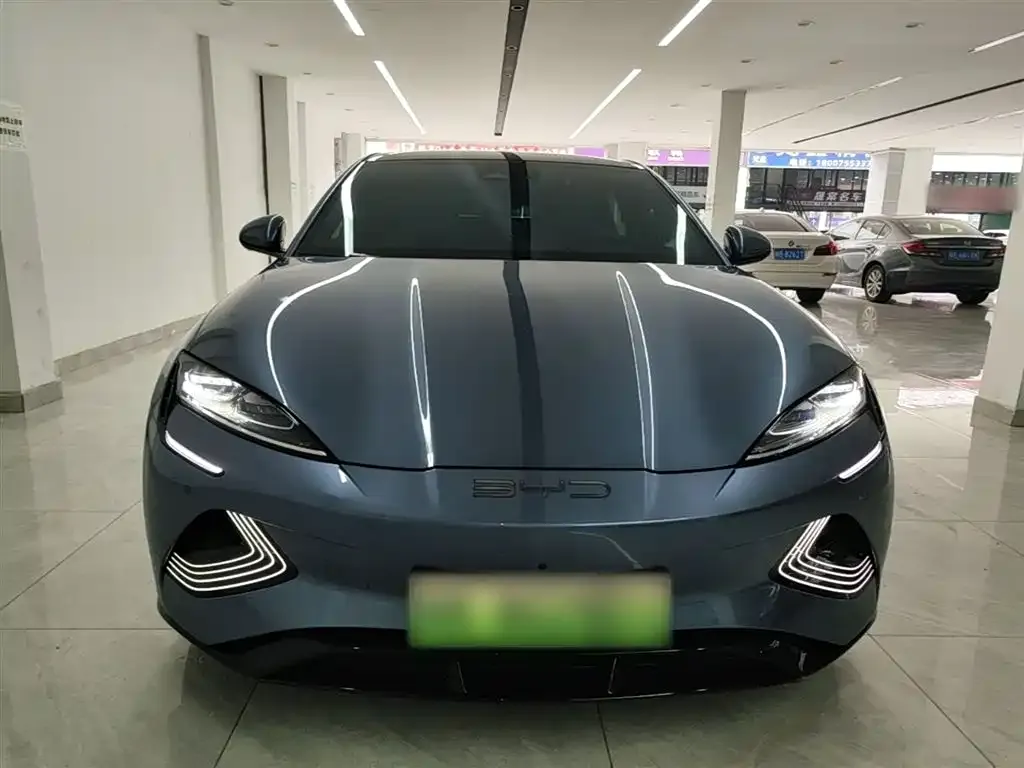 BYD Seal — фото 2