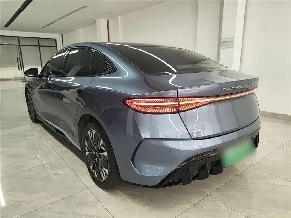 BYD Seal — фото 9