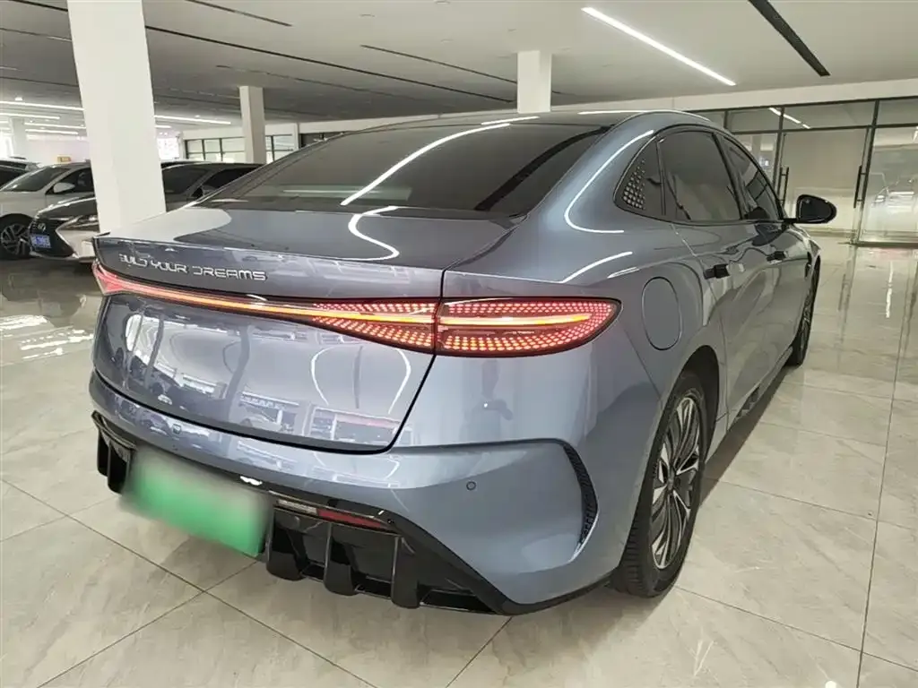 BYD Seal — фото 7