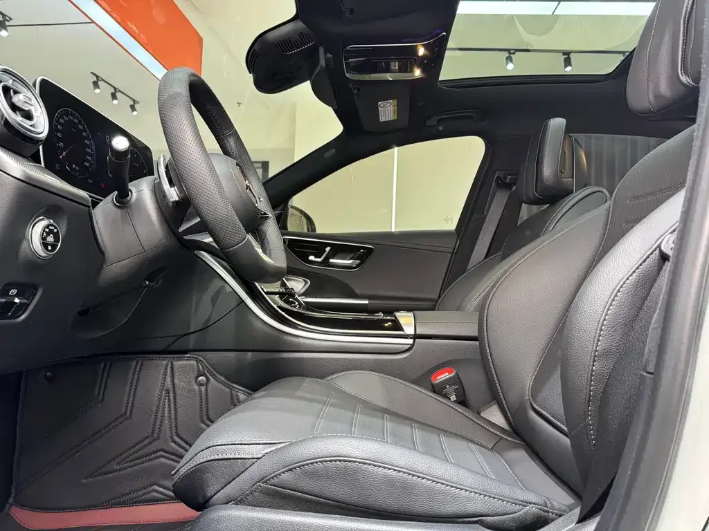 Mercedes-Benz C-Class 2024 из CN, фото 6