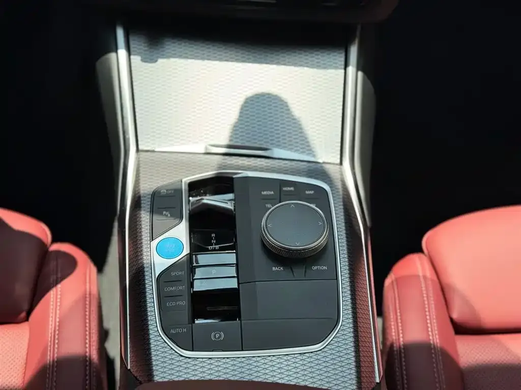 BMW i3 2024 из CN, фото 5