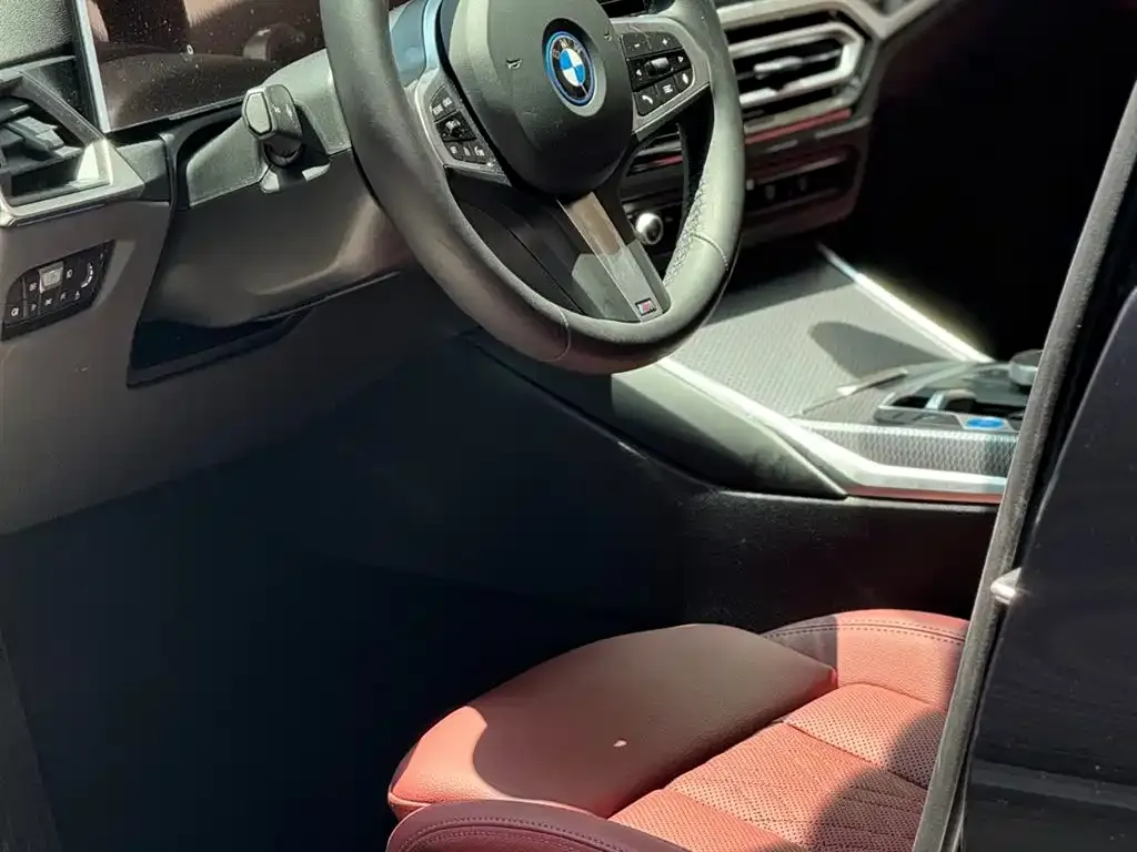 BMW i3 2024 из CN, фото 10