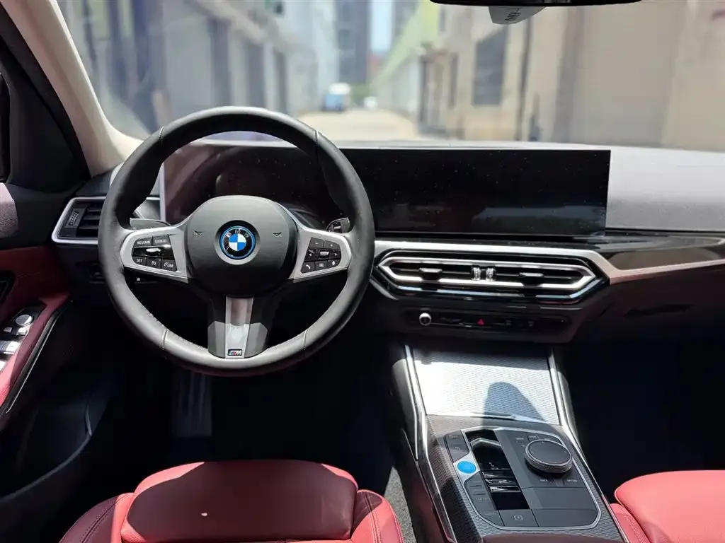 BMW i3 2024 из CN, фото 4