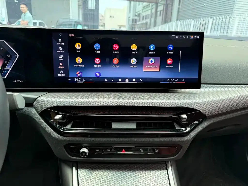 BMW i3 — фото 7