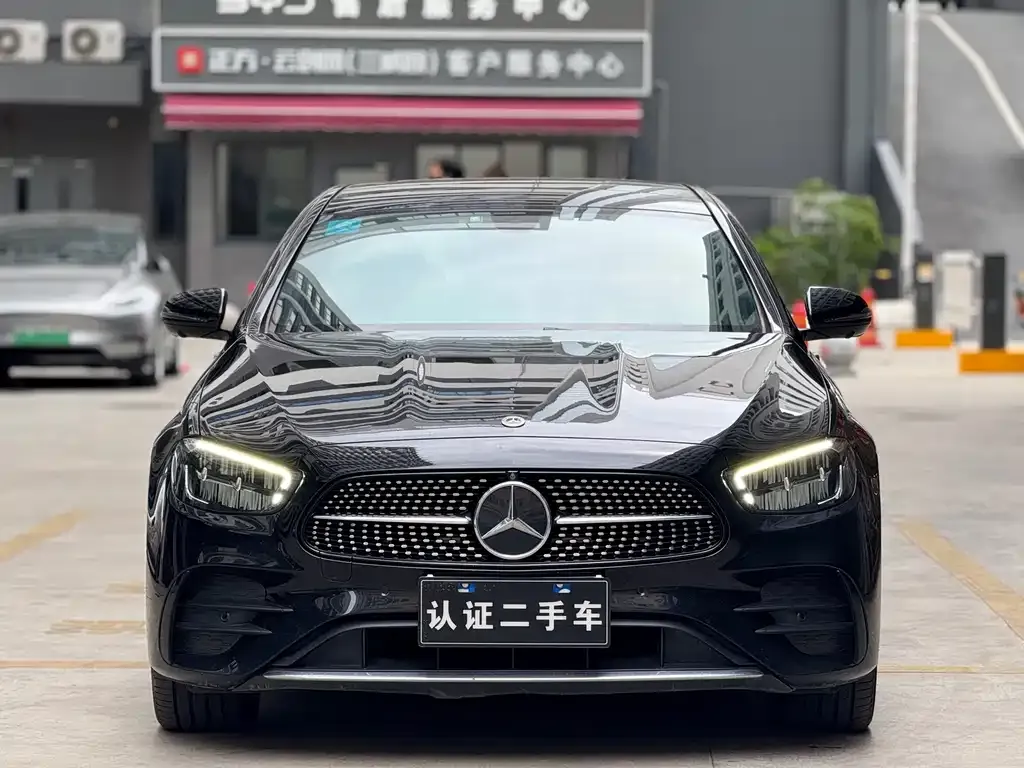 Mercedes-Benz E-Class — фото 10