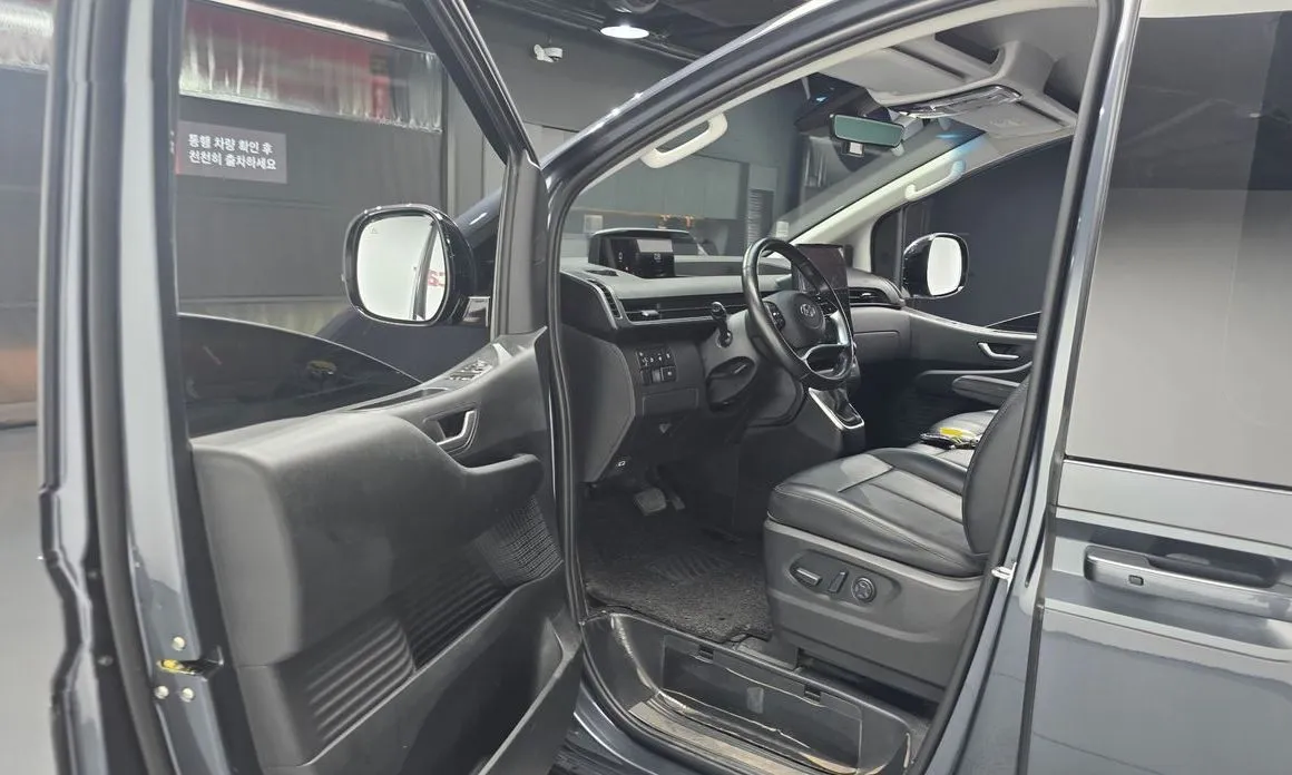 Hyundai Staria — фото 3