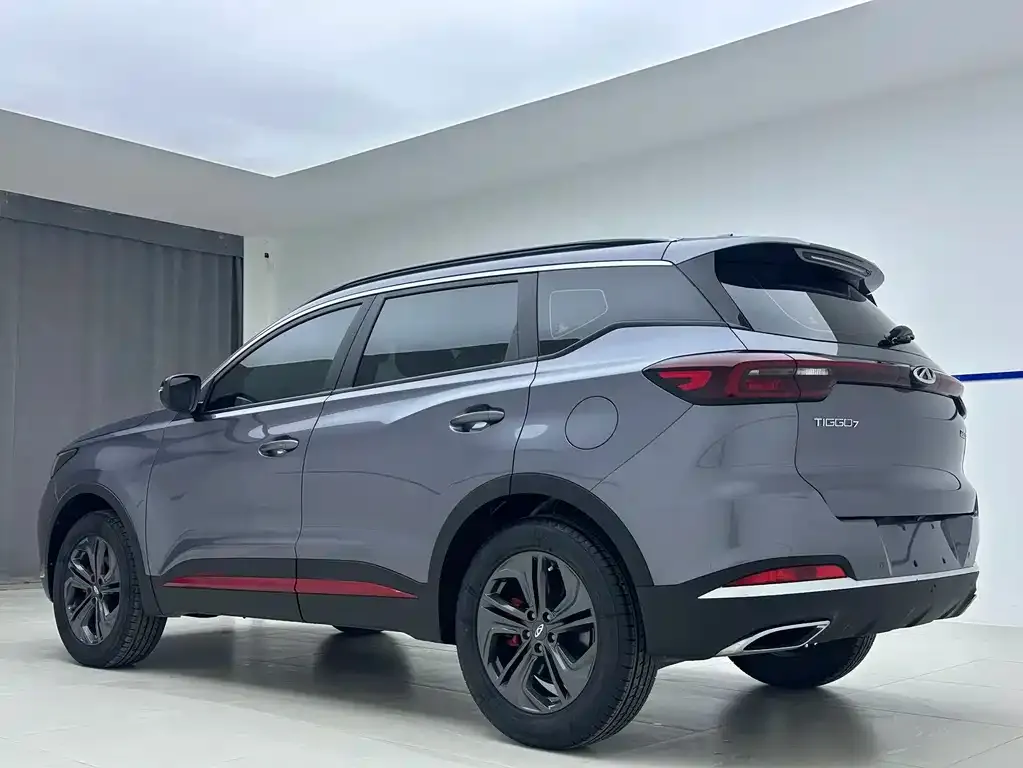 Chery Tiggo 7 — фото 8