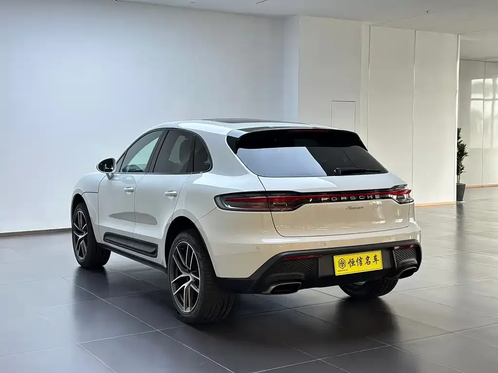 Porsche Macan — фото 7