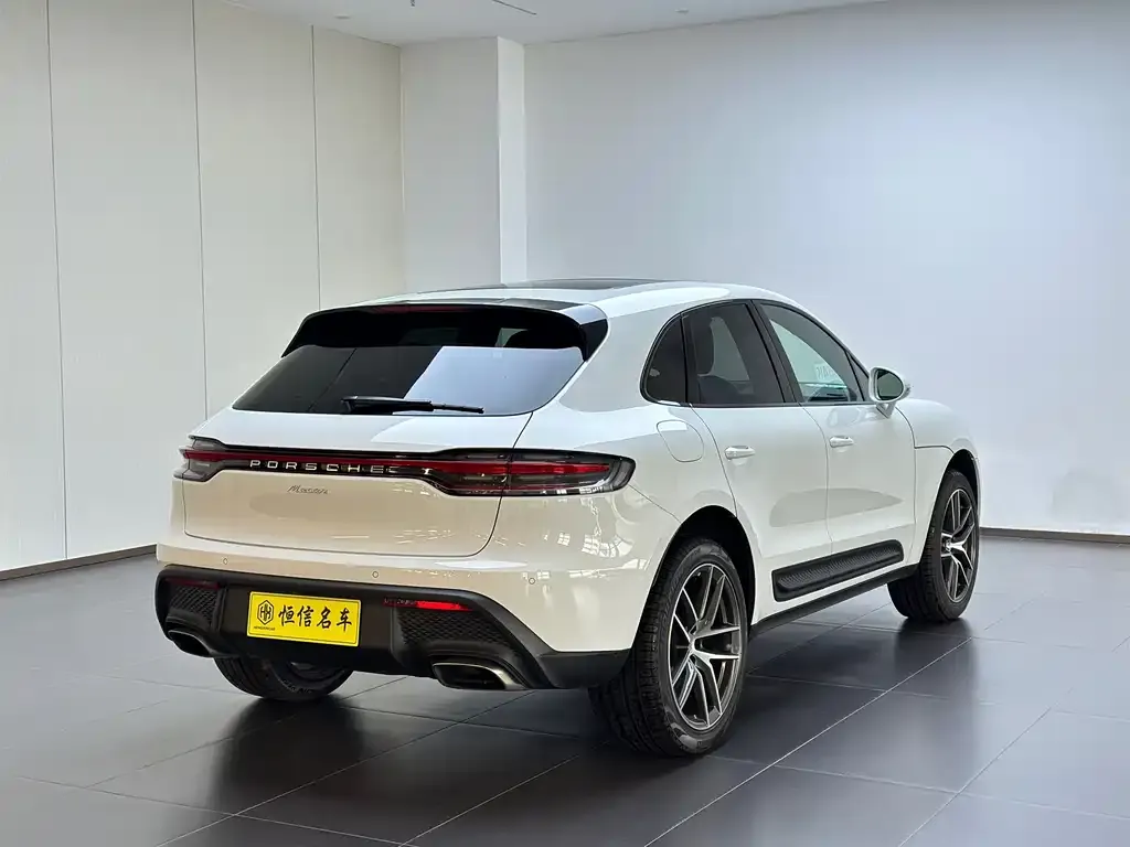Porsche Macan — фото 6