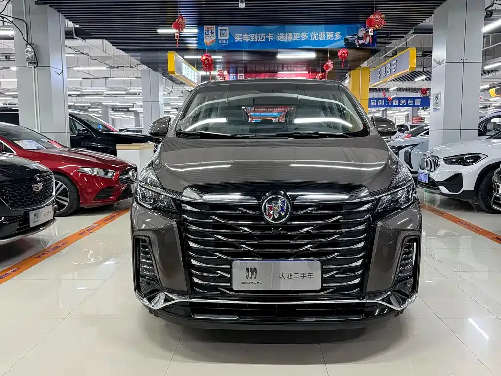 Buick GL8 — фото 3