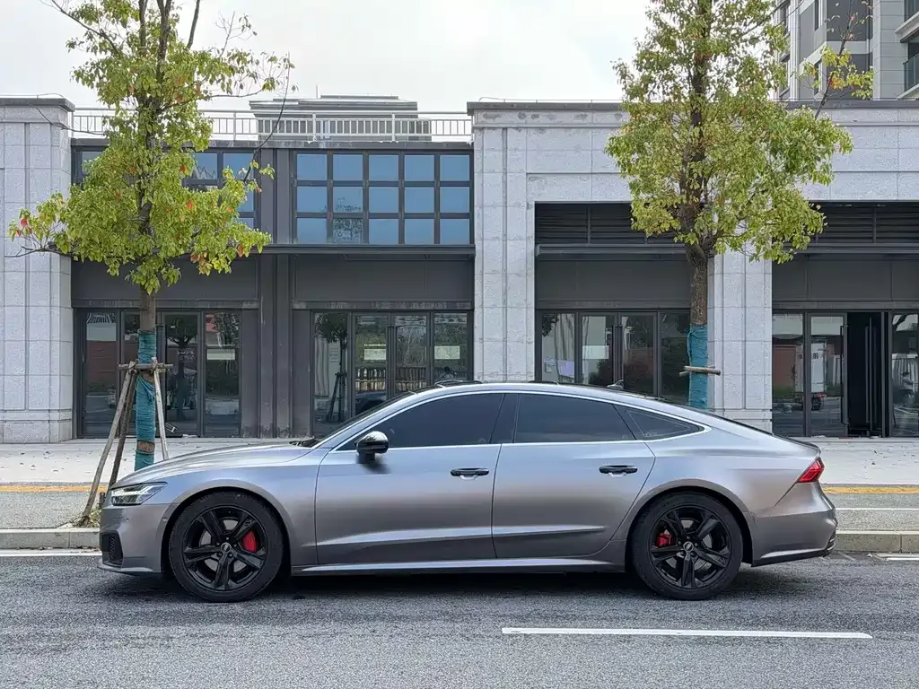 Audi A7 2021 из CN, фото 9