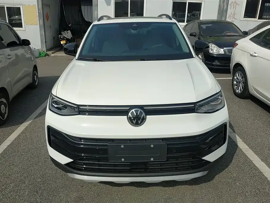 Volkswagen Tharu — фото 7