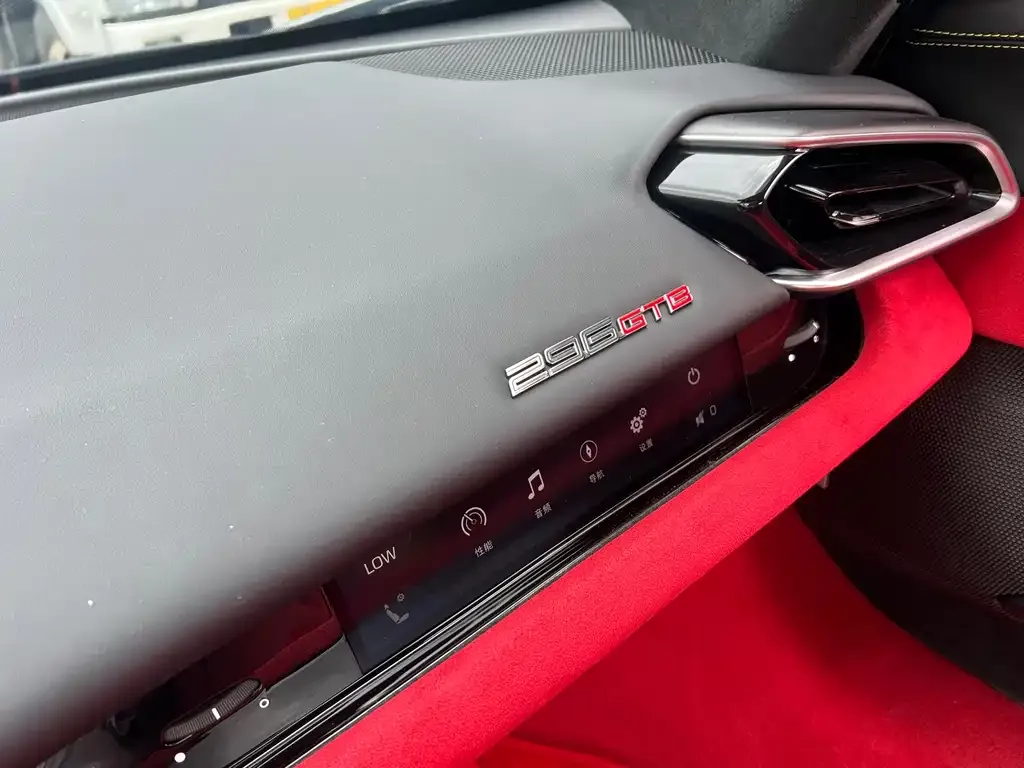 Ferrari 296 2023 из CN, фото 2